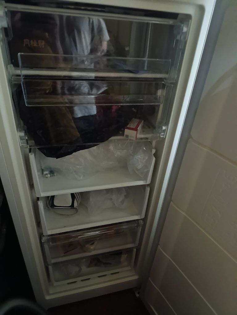 Морозильник indesit