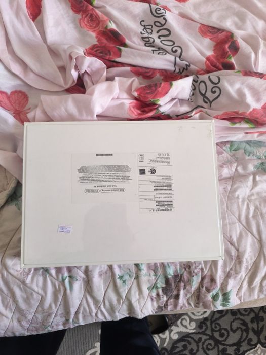 Macbook Air M2 8/512gb-8 млн