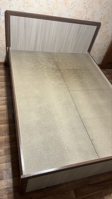 Продам кровать 140*200