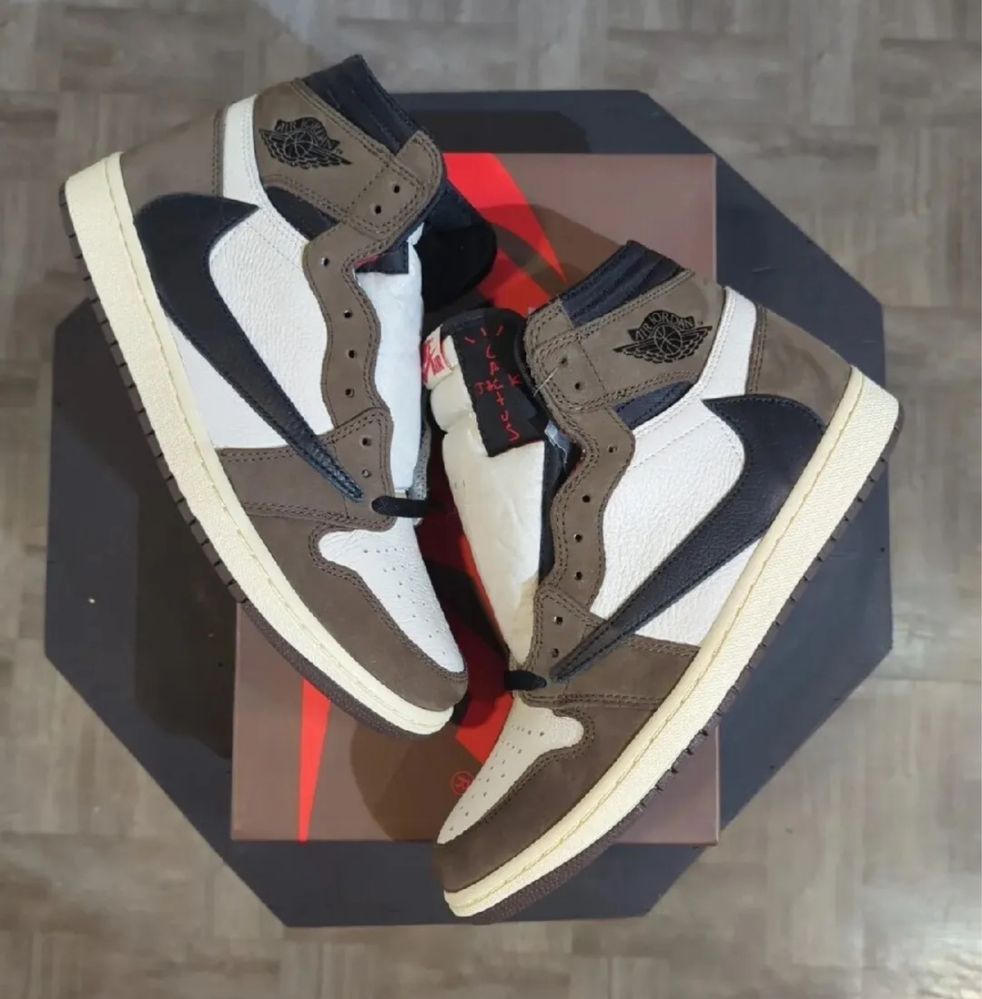 Nike Jordan 1 Travis Scott Mocha Adidasi Unisex - REDUCERE