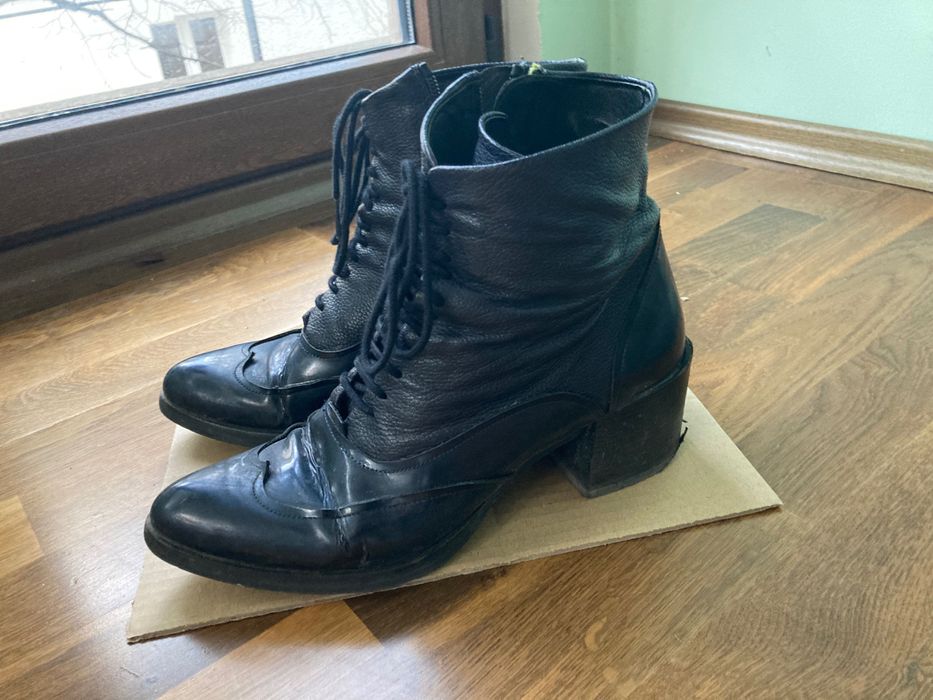 Дамски боти Zinda, 39