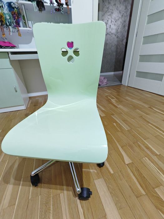 Mobila de copii culoarea verde