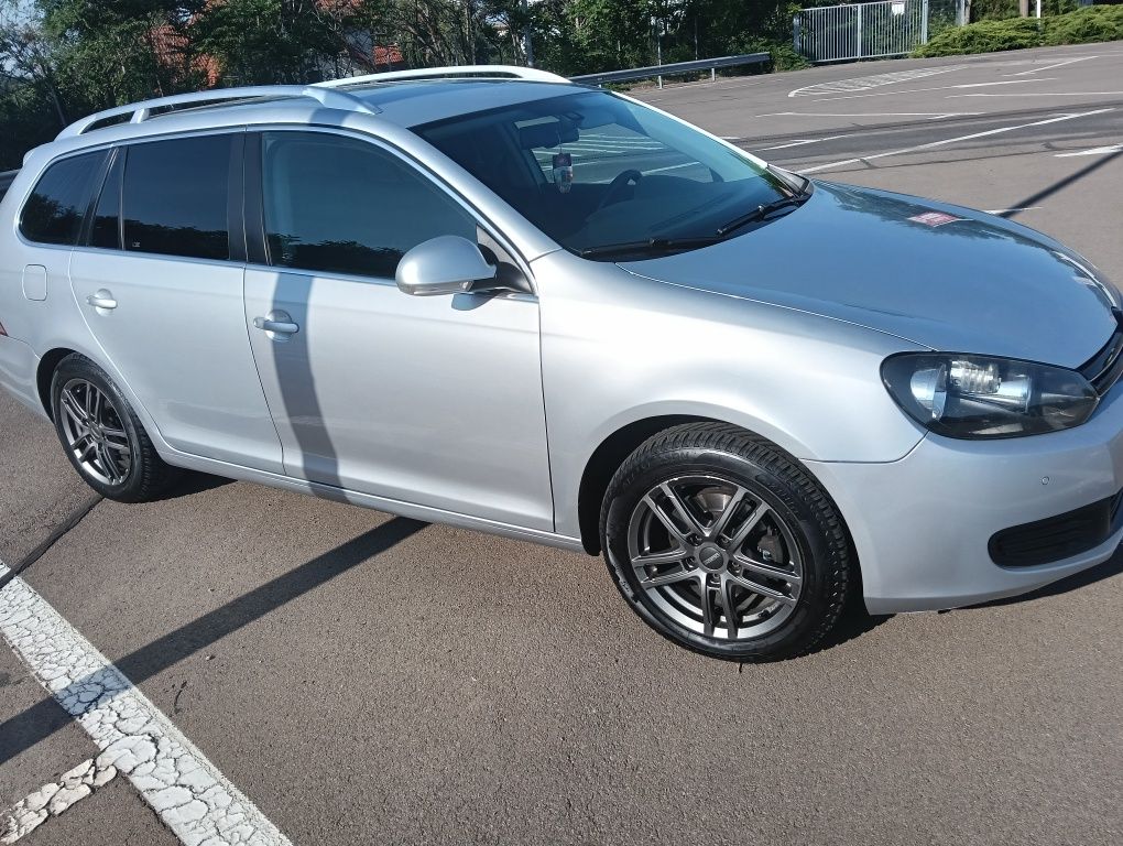 VW GOLF 6. La 4.165 Euro.