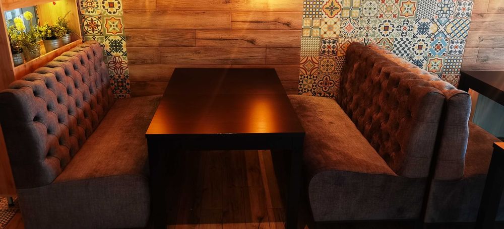 vand mese extensibila 4-8 pers ,negre, BJURSTA ,IKEA si scaune