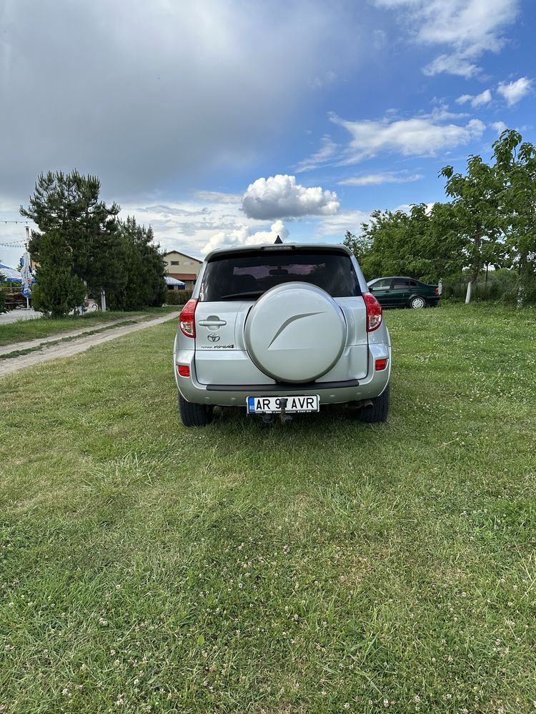 Vand TOYOTA rav 4