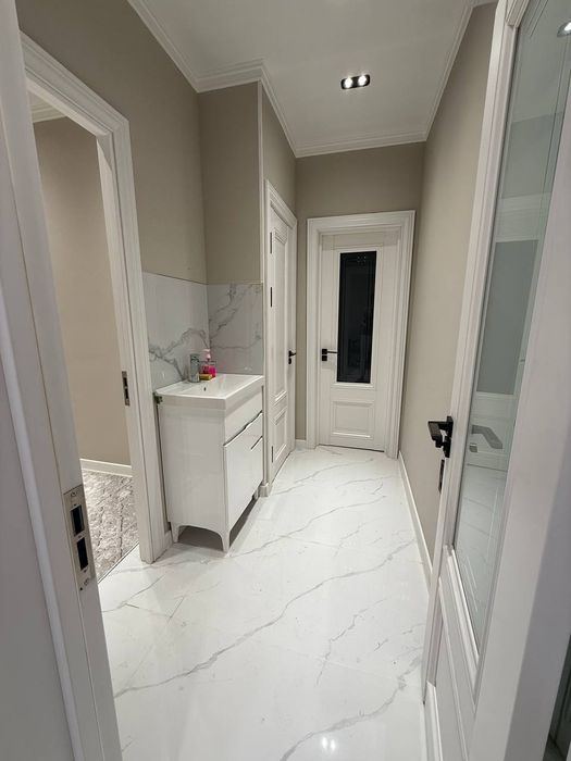 Готовый офис с арендатором. Чиланзар -20 площадь: 58 м²+12 м²