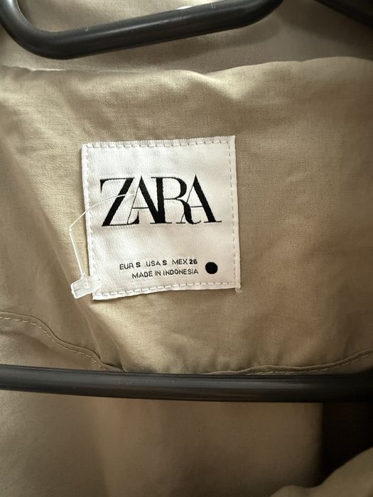 Trench dama Zara