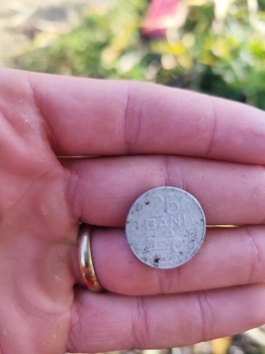 Vând moneda 25 de bani 1982