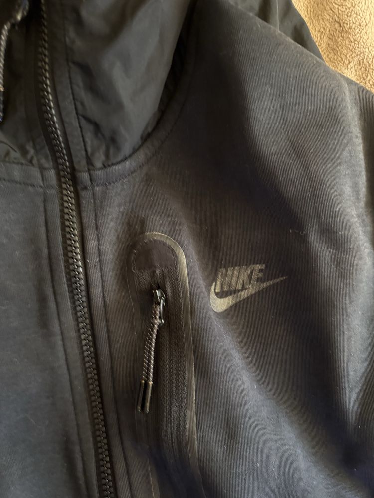 Nike tech fleece