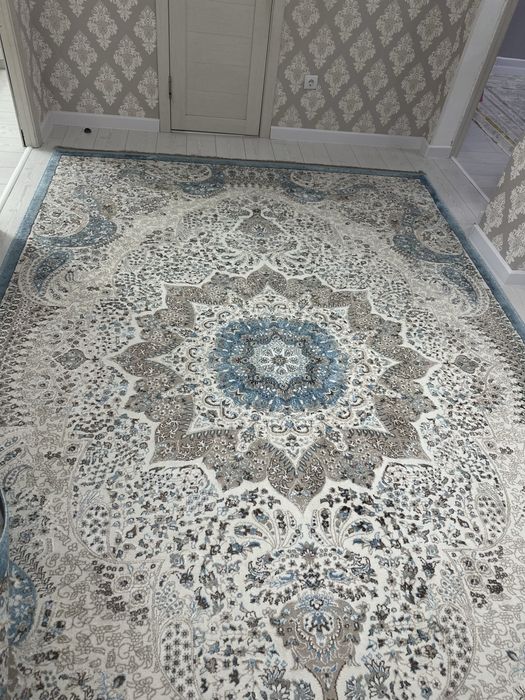 Продается турецкий шелковый ковер