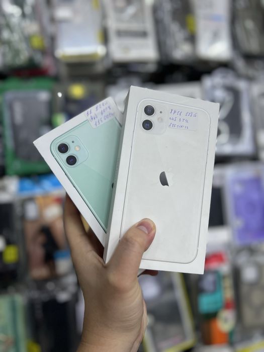 Айфон 11 разные