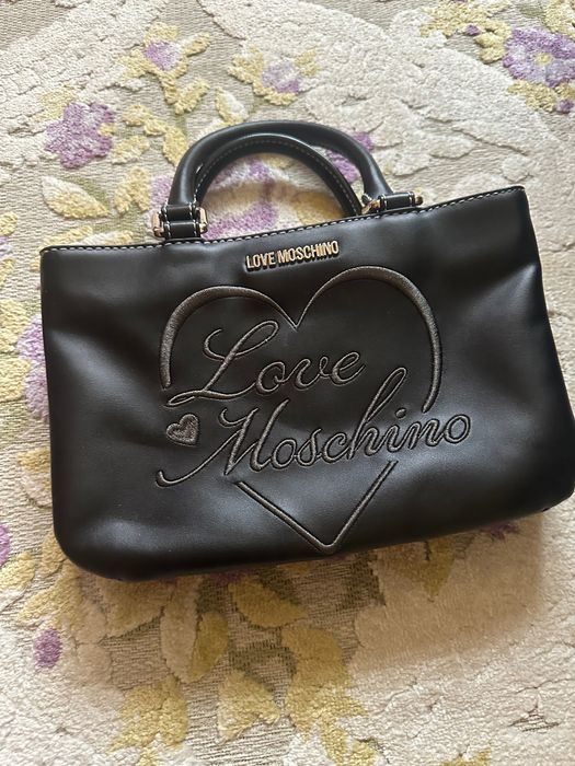 Дамска чанта ловмоскино