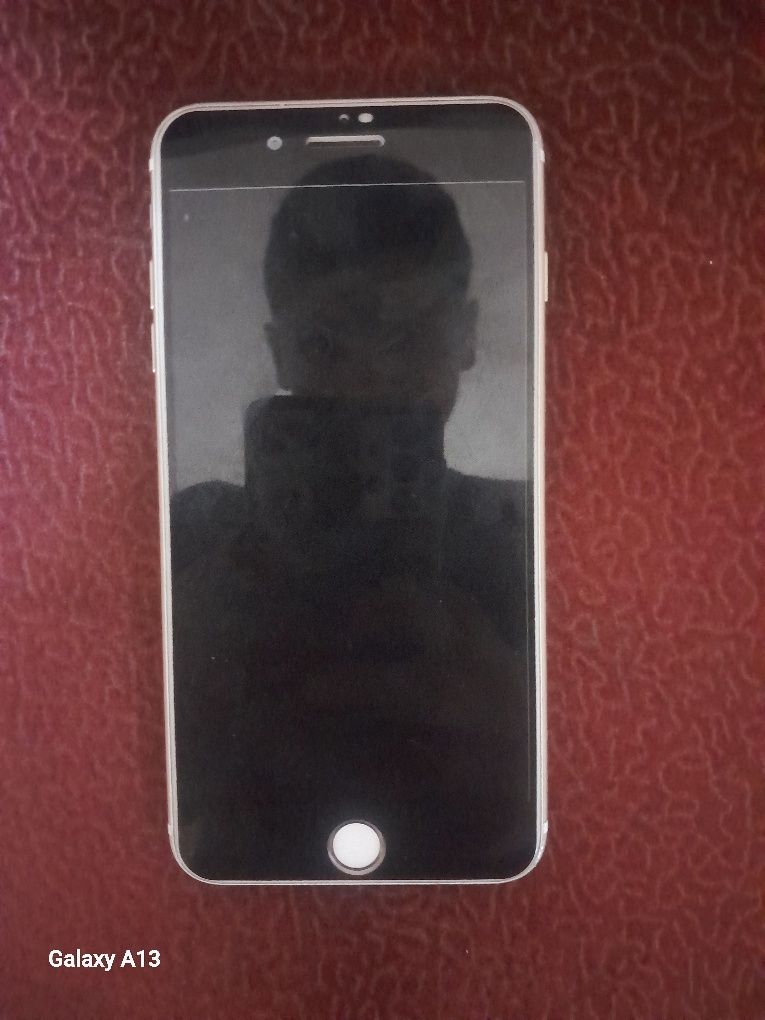 Iphone 7 + 900000min kelishamiz abmen bor