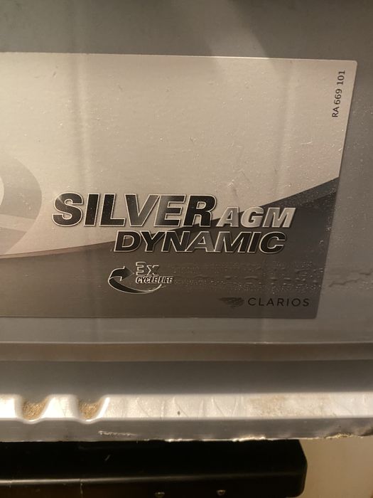 Baterie bmw varta 80ah Batetie varta agm 12v  95 ah stare foarte buna