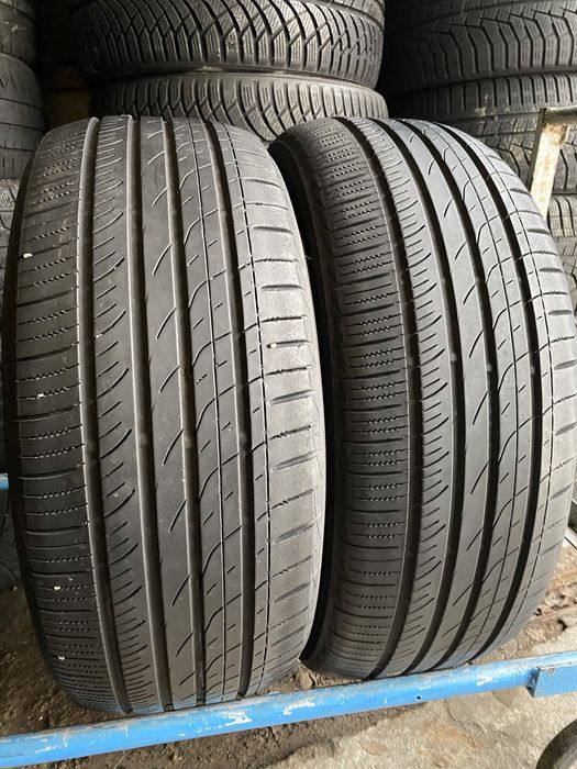 225/50/18 пара бу TOYO