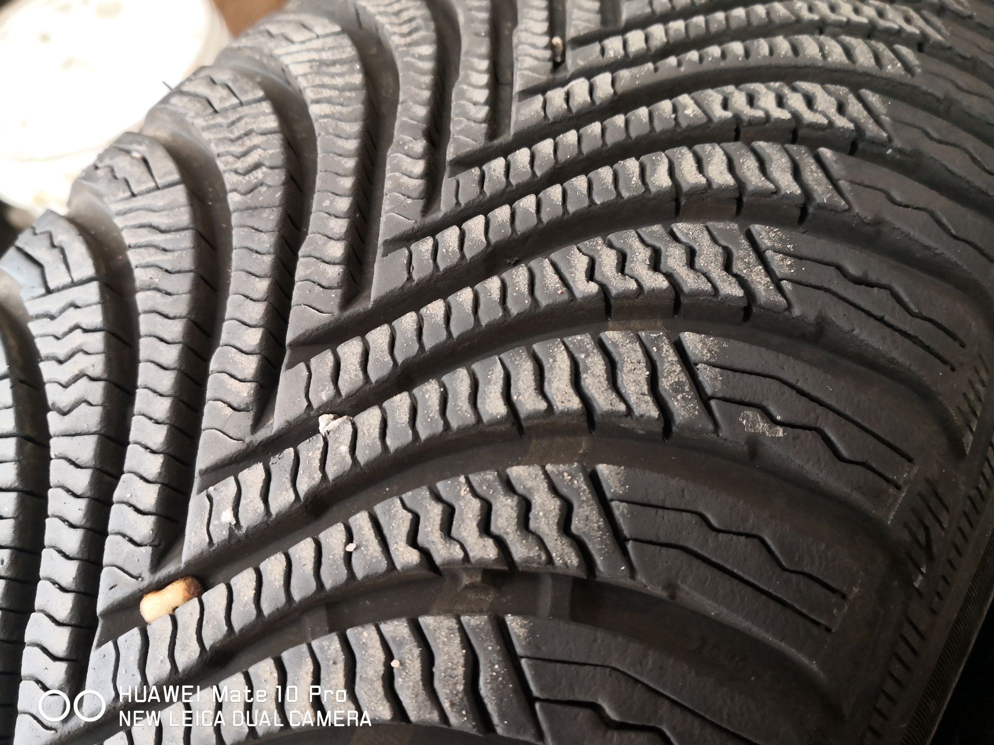 215 65 17 цола гуми като нови Michelin dot 20