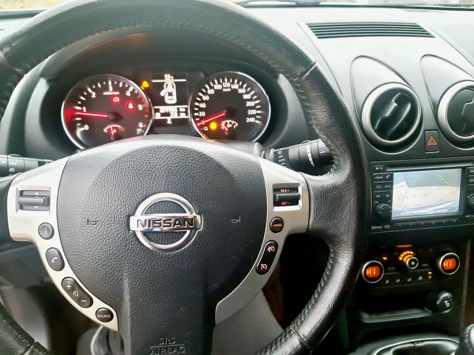 Vand Nissan Qashqai +2 (Facelift)
An Fabricatie 2012
Motor 1.6 dci
Nor