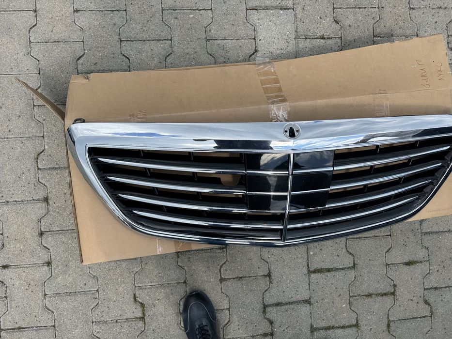 Оригинална предна решетка за Mercedes S class w222