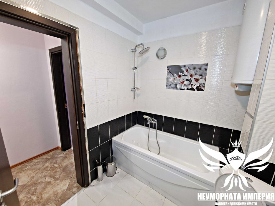 Продава се Тристаен апартамент в Пловдив, Център - 70 кв.м за 1672 €/кв.м - Снимка #14