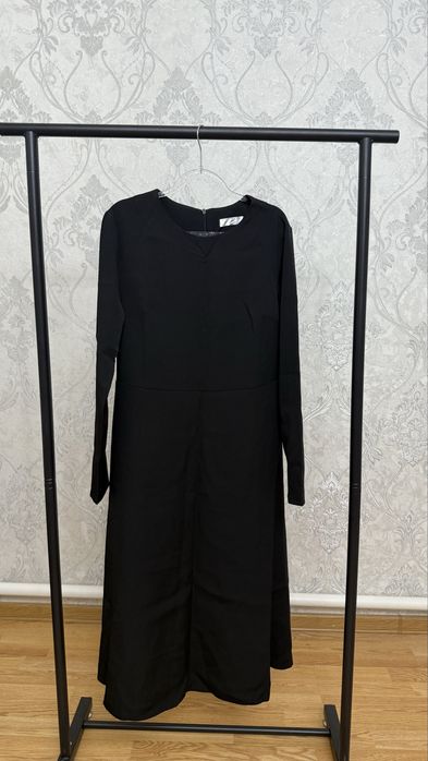 Маленькое черное платье