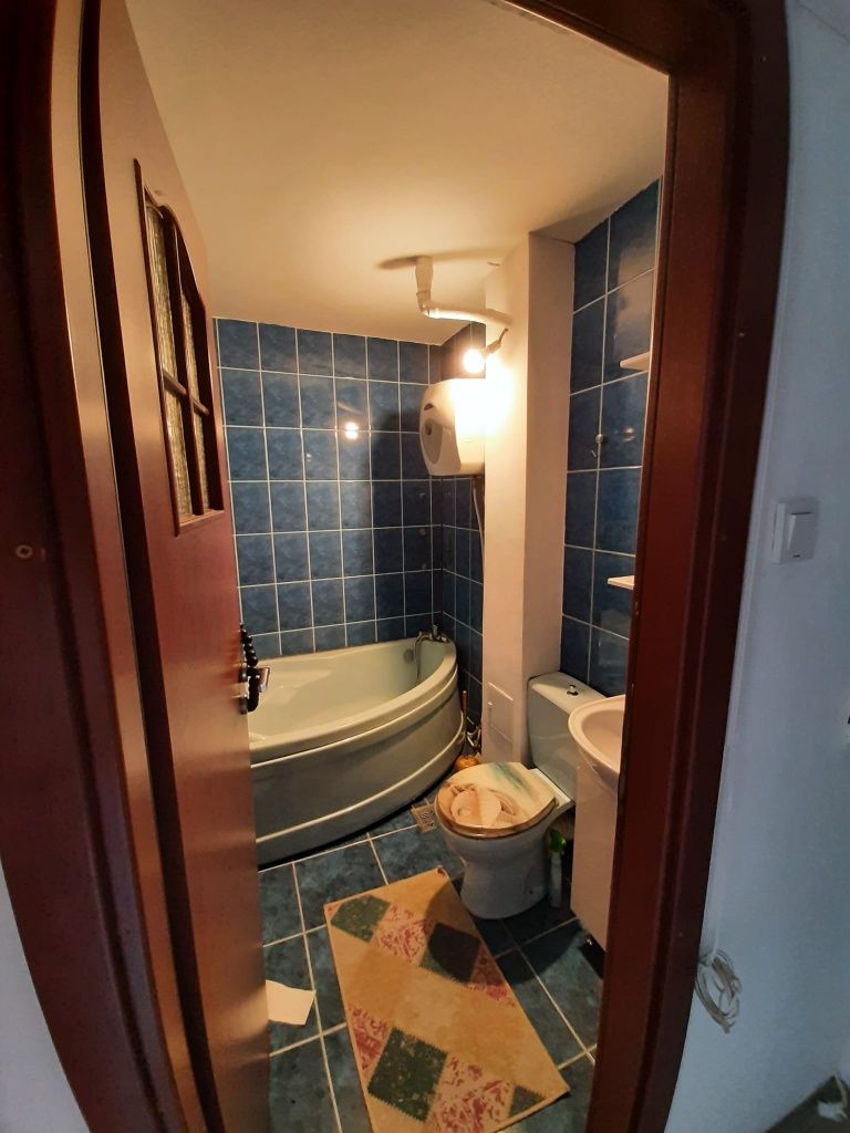 Vand apartament 2 camere
