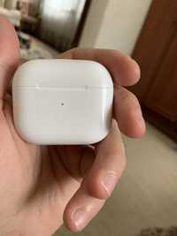 продам наушники AirPods3