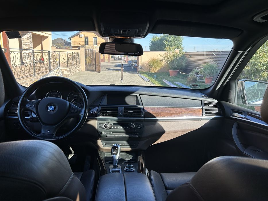 BMW X5, an 2011, 3.0 diesel