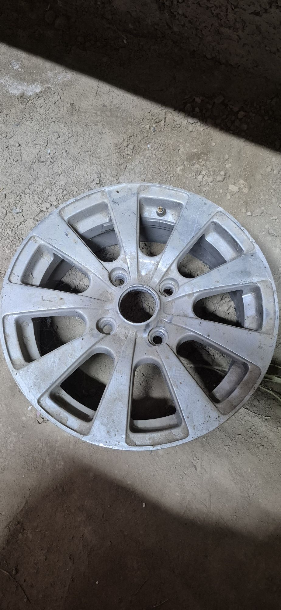 Титан диски R15 сатылады