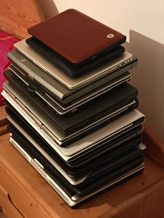 Laptopuri diferite modele