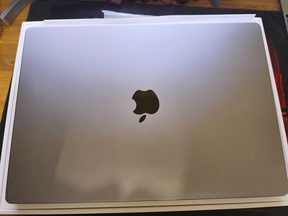 Macbook Pro 16' M1 Max 32RAM 1TB SSD