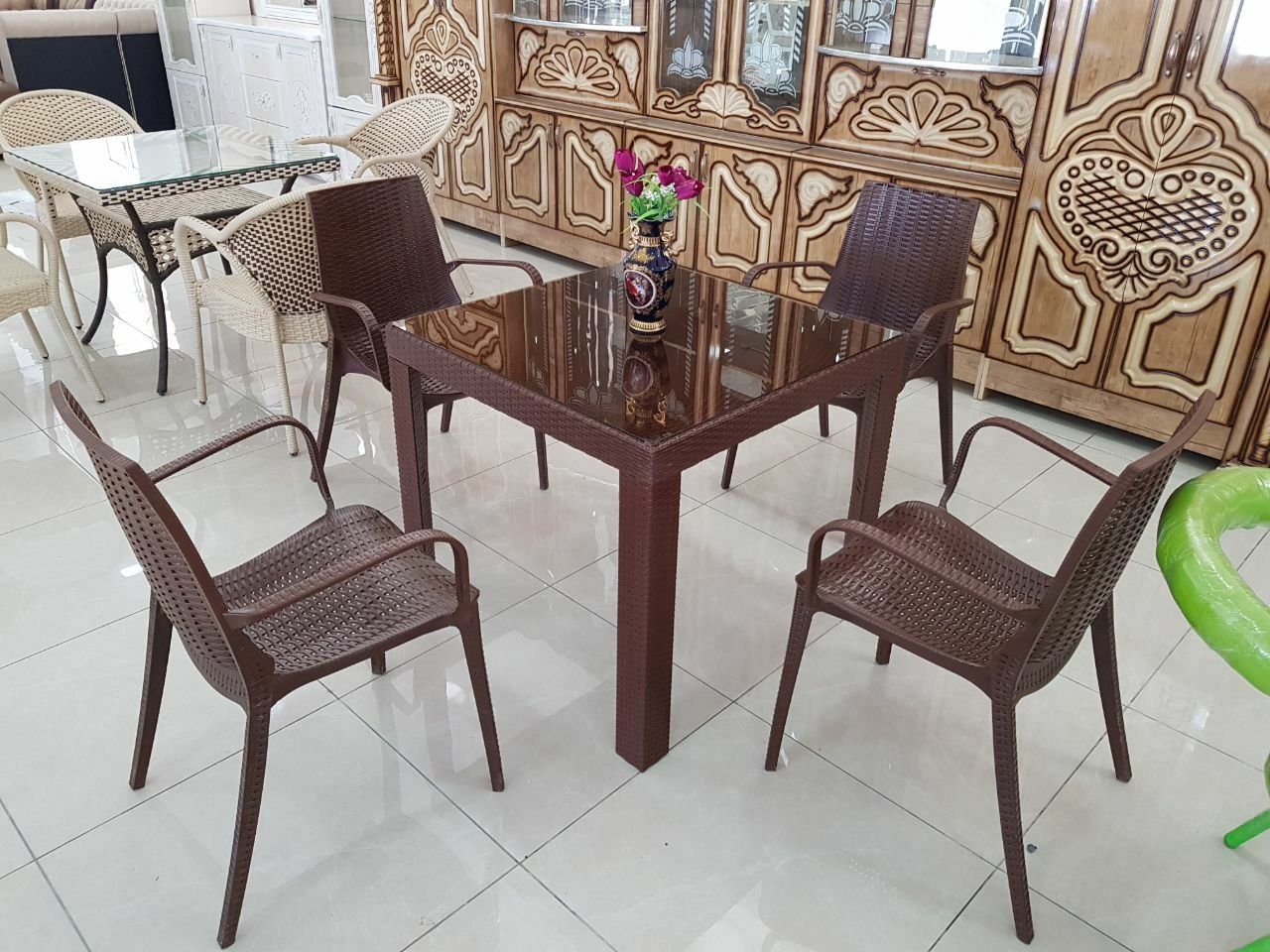 Пластмас Столы со стульями для дачи и кафе 3-х цветах