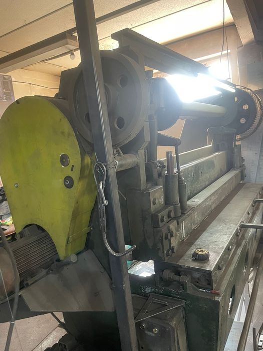 Ghilotina de vanzare