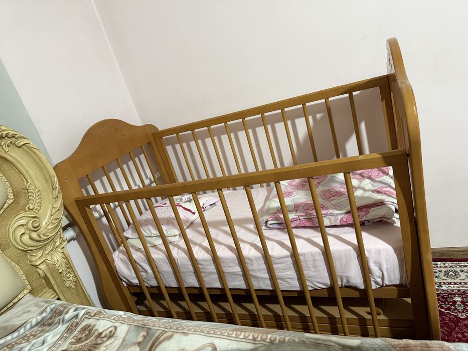 Отдам б/у манеж