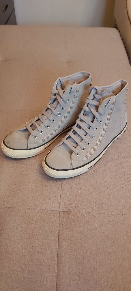 Converse 43 cu tinte piele intoarsa gri noi