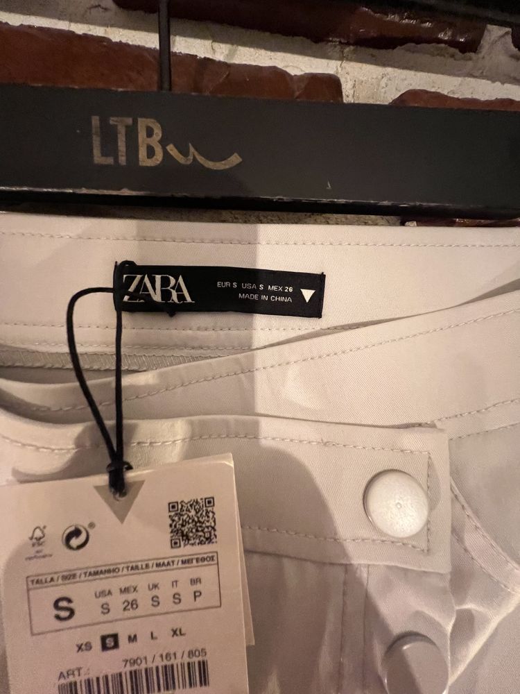 Vand fusta Zara noua cu eticheta