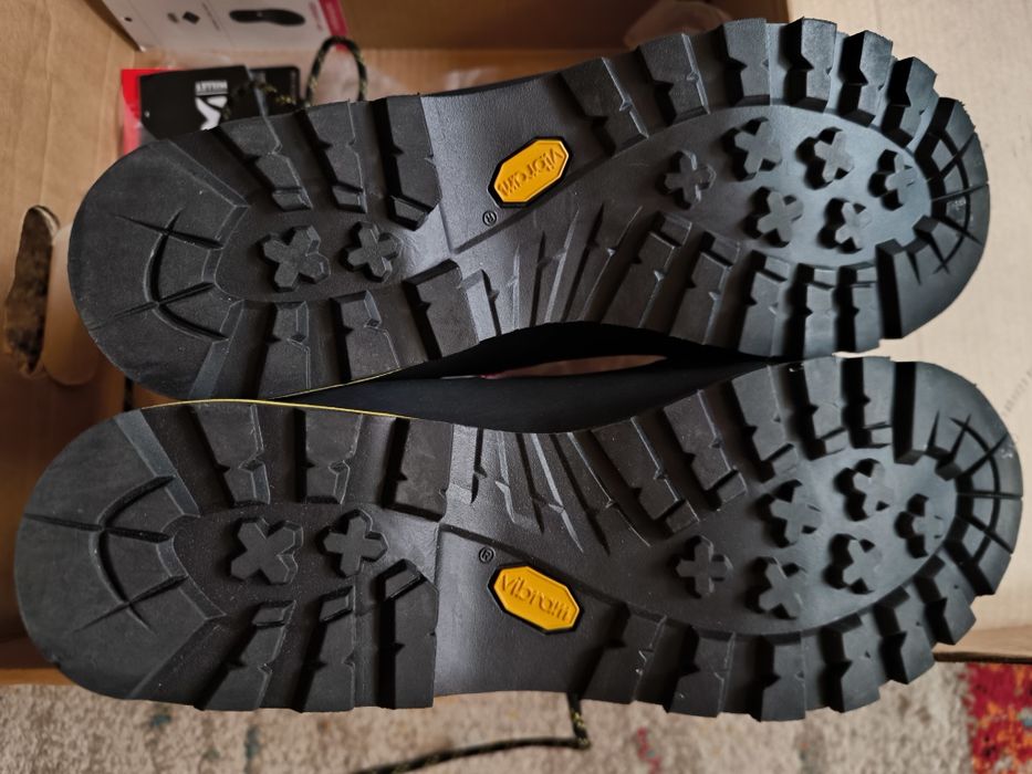 Bocanci millet barbati 4 sezoane 44 PRET FIX