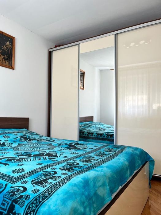 Inchiriez apartament 2camere | cartier Vasile Aaron