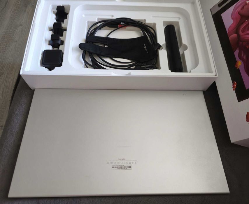 Tabletă Grafică XP-Pen Innovator 16 + Stand Portabil XP-Pen AC 18