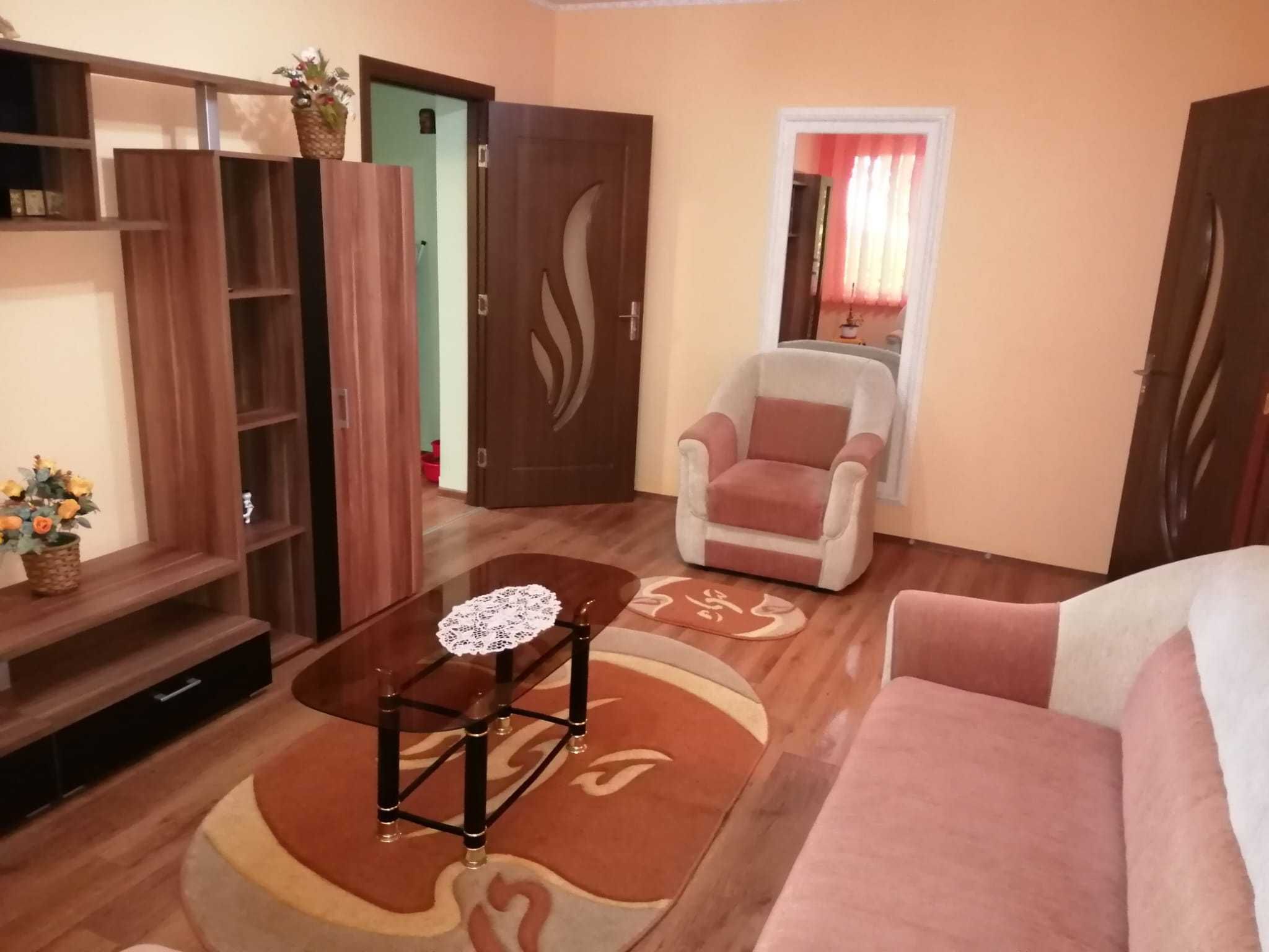 Vând apartament in Reghin cartierul Mihai Viteazu