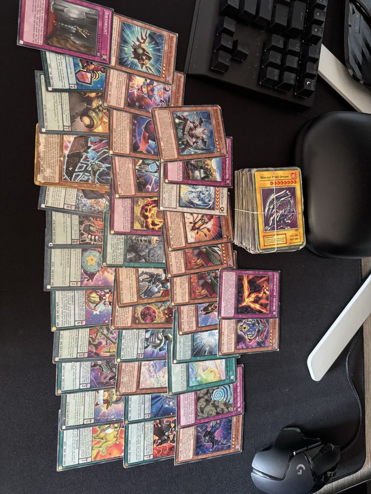 Оригинални Yu-gi-oh карти - първо издание!