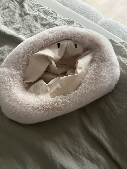 Зимна шапка Zara