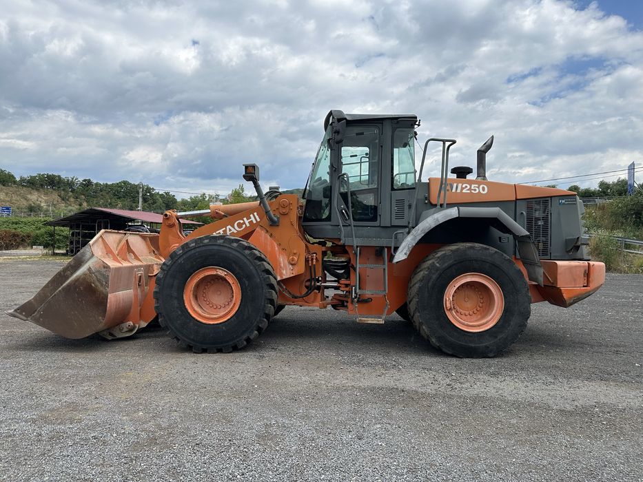 Incarcator frontal/vola Hitachi Zaxis ZW250 2007/8205h/24500kg/cantar