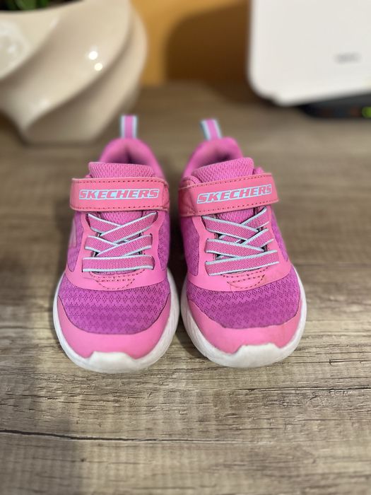 Маратонки скечърс за момиченце