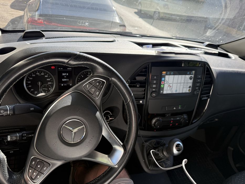 Proprietar Vito 2021 52000km farLED distronic,line assist,camera,navi,