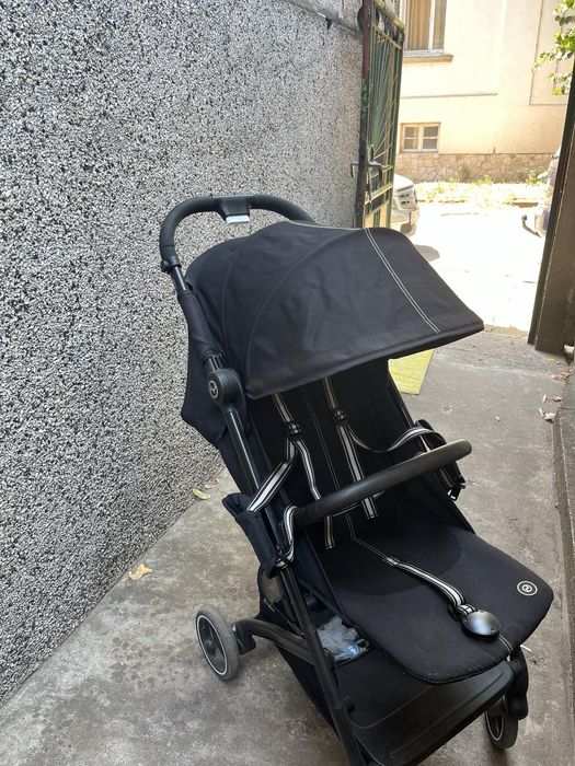 Cybex beezy/ удобна за пътуване в самолет/