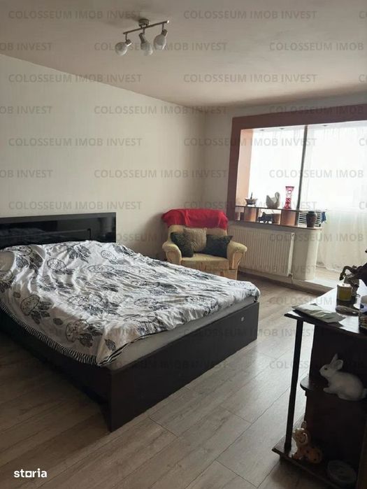 Apartament cu 4 camere,2 bai, decomandat - zona Craiter