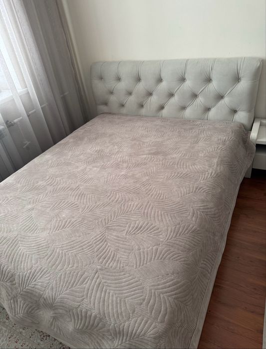 Кровать двуспальная