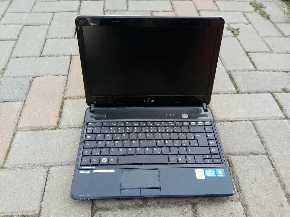 Dezmembrez Fujitsu Siemens LifeBook SH531 seria S - Pret Mic