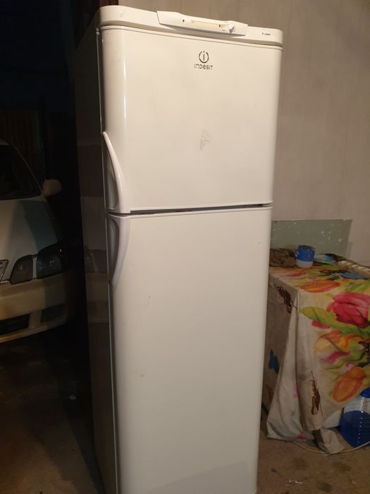 Холодильник на запчасти