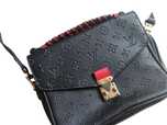 Geanta Louis Vuitton